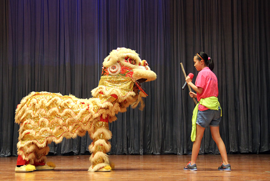 英文话剧《武松打虎》