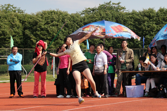 陈妙音 女子标枪破记录